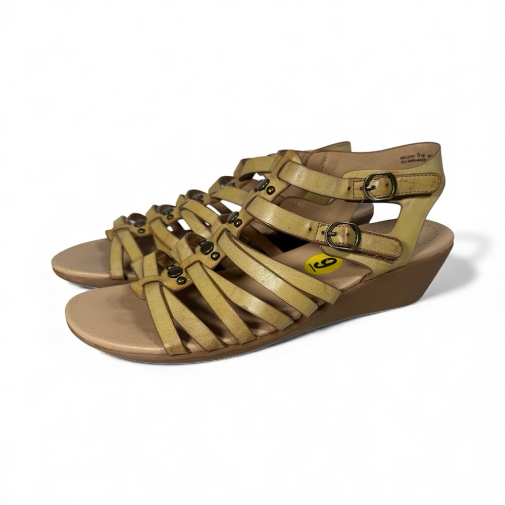 BareTraps Tan & Yellow Strappy Wedge Sandals w/ Adjustable Buckles Size 9 EUC